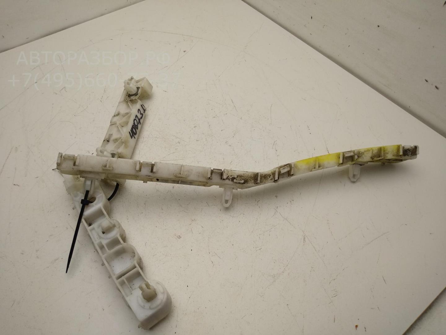 Кронштейн заднего бампера