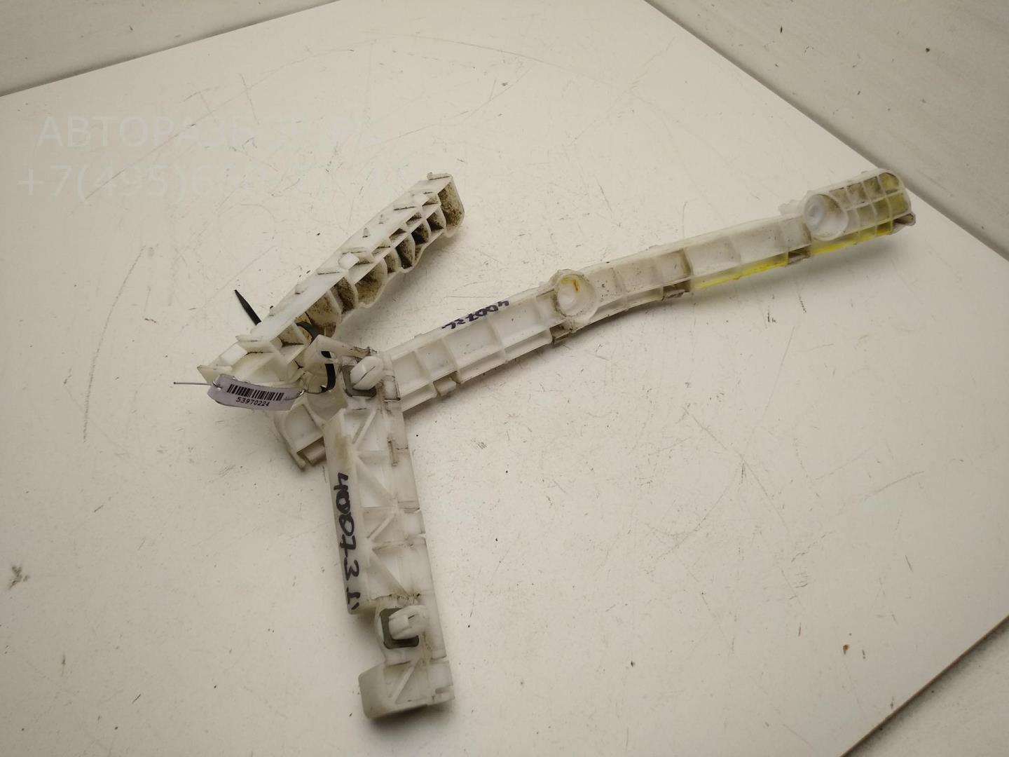 Кронштейн заднего бампера