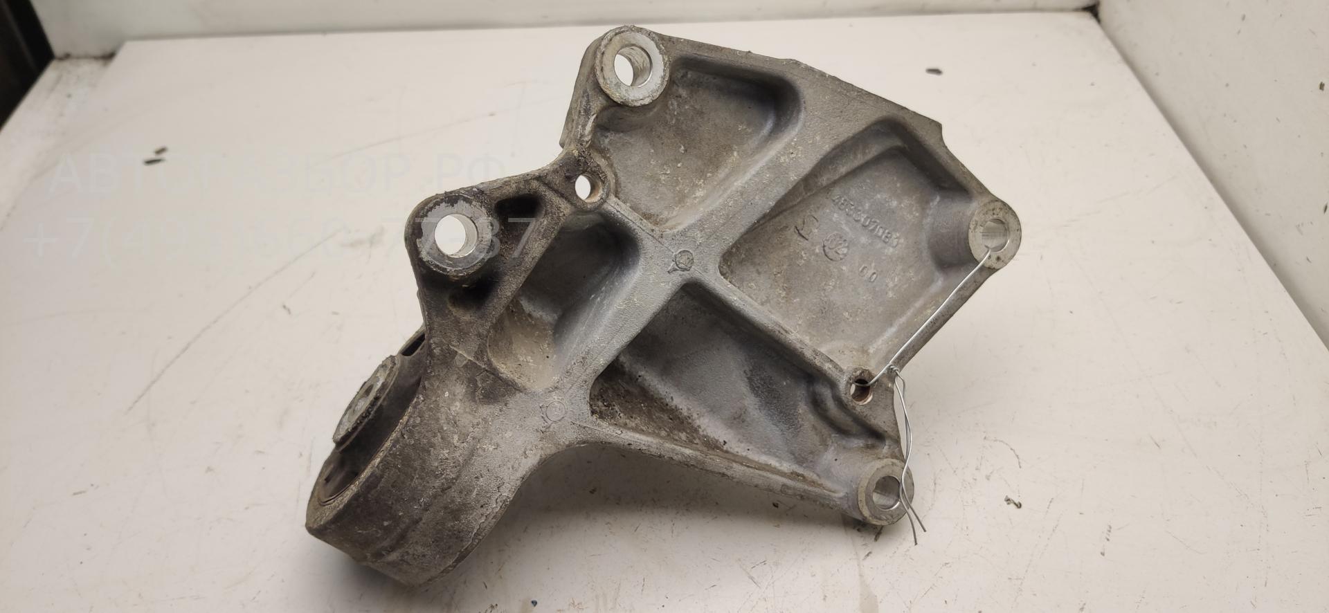 Кронштейн (сопут. товар)