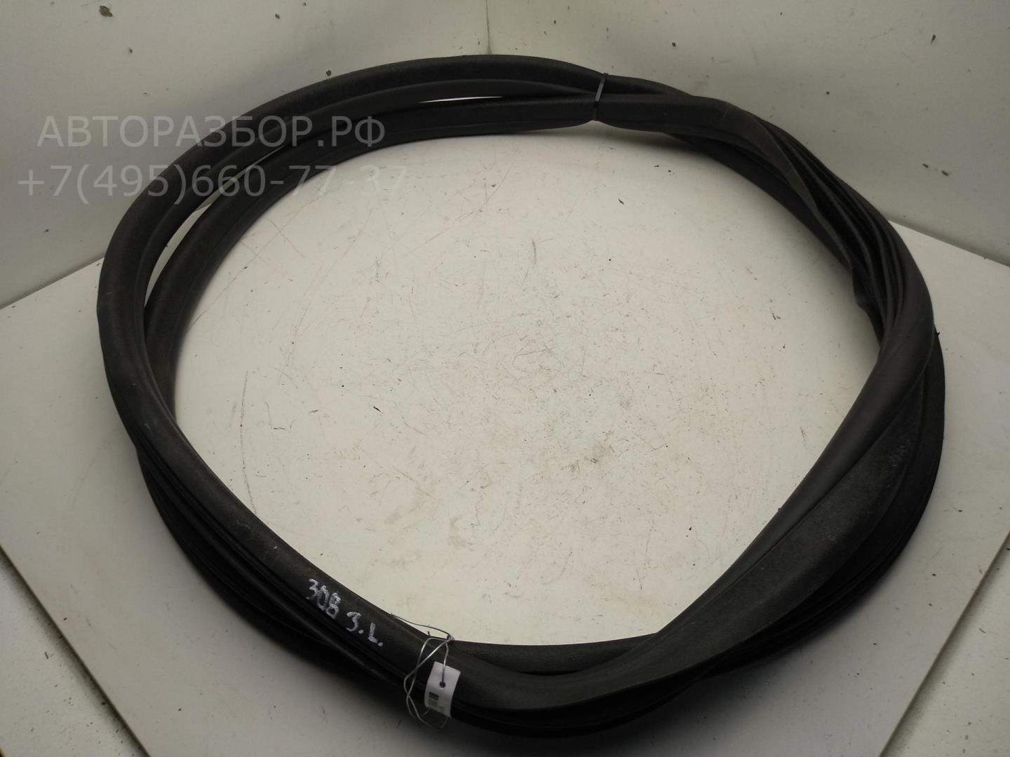 Уплотнитель двери