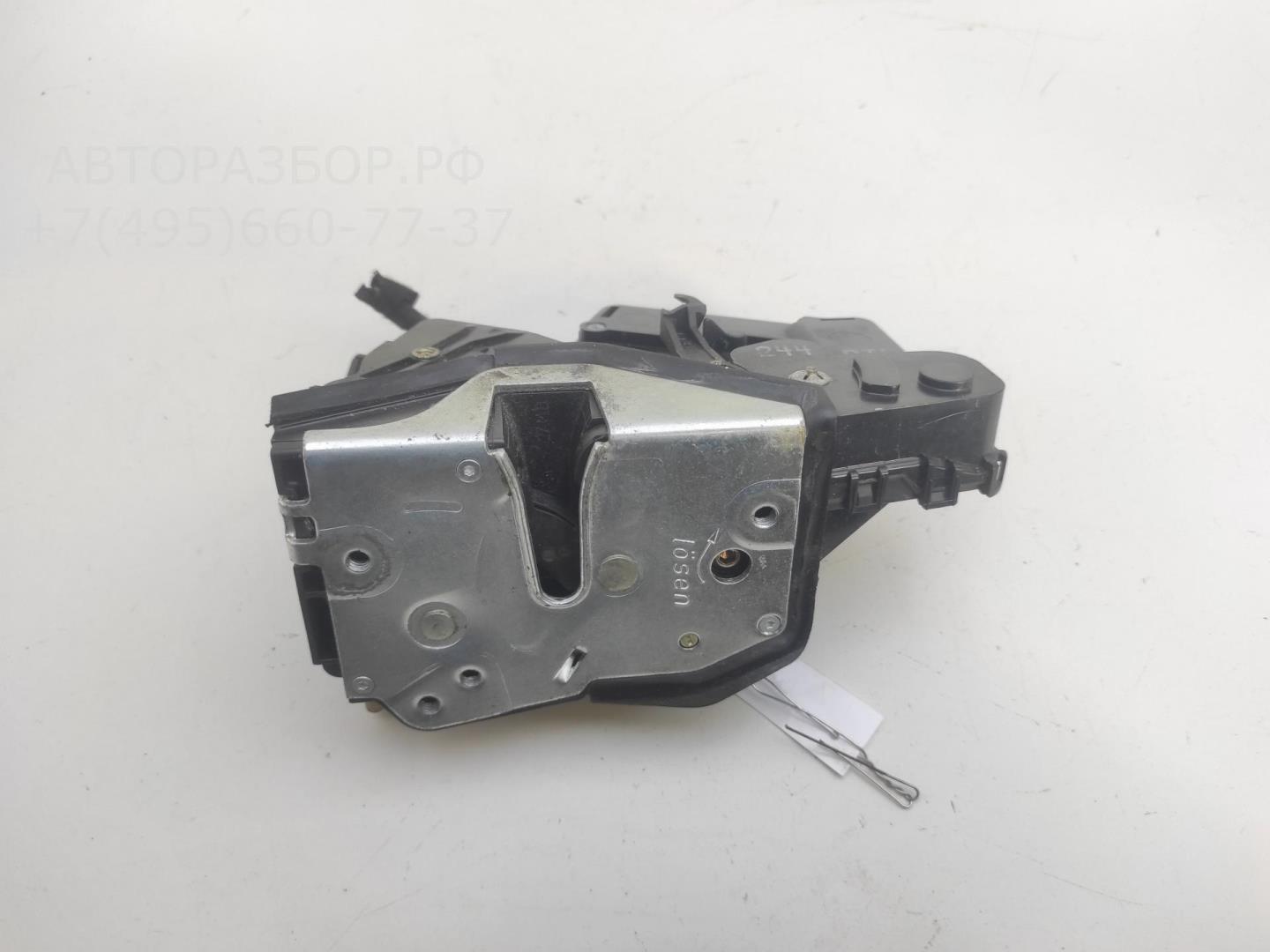 Замок двери передней правой