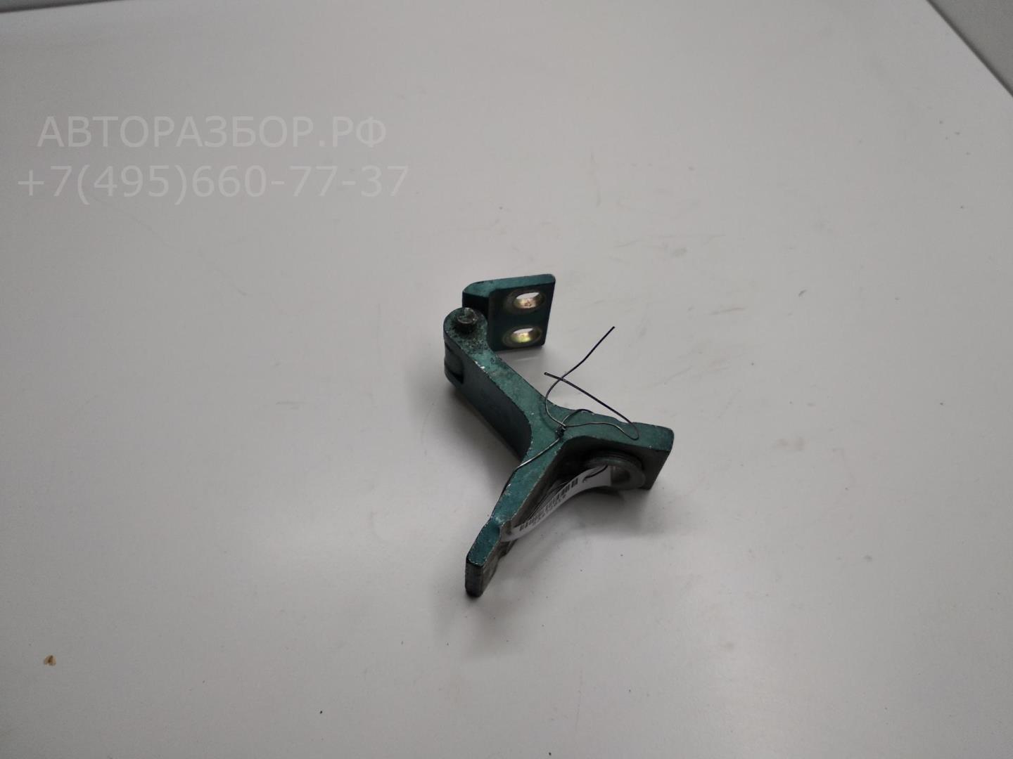 Петля двери