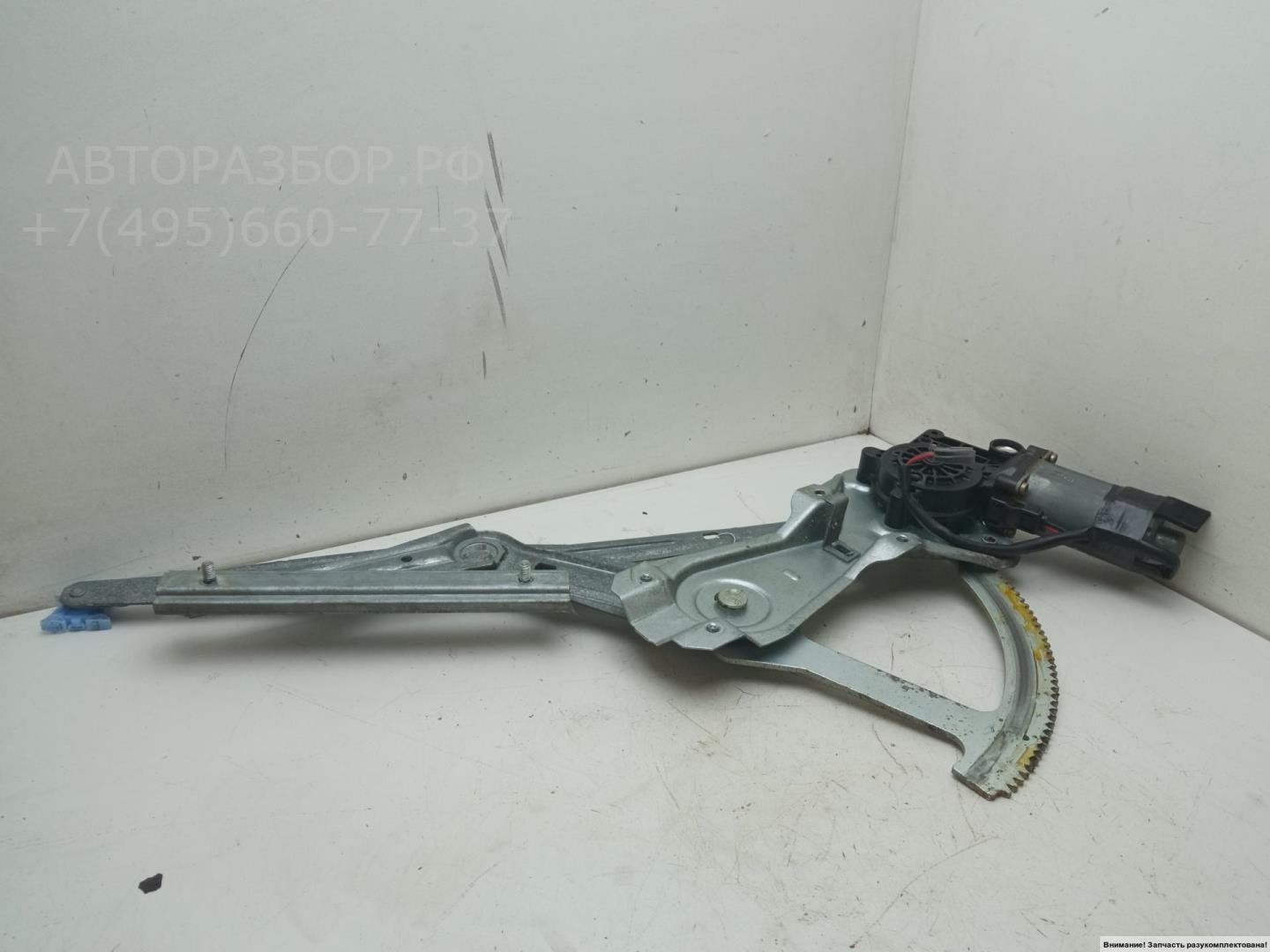 Стеклоподъемник электр. передний правый