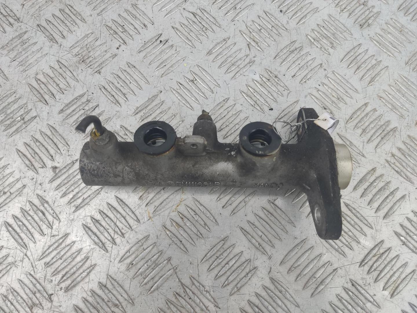 Цилиндр тормозной главный