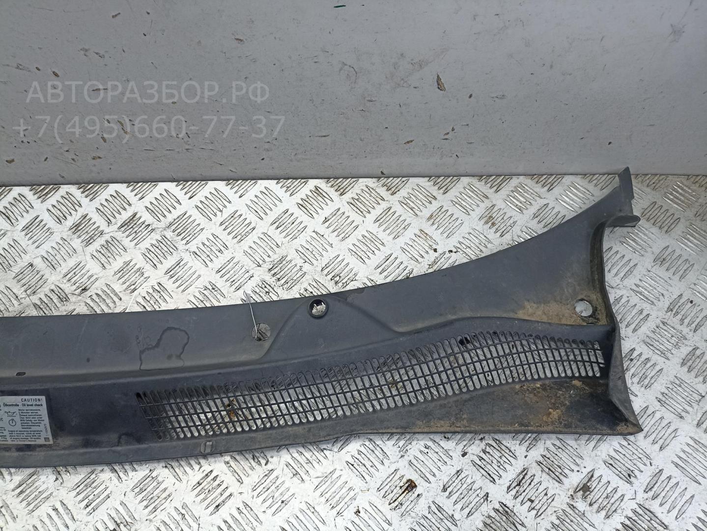 Решетка стеклоочистителей (Жабо)