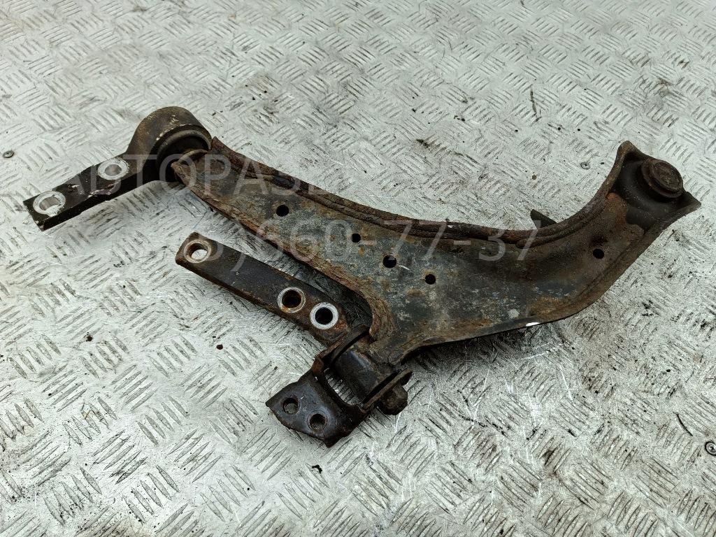 Рычаг передний правый