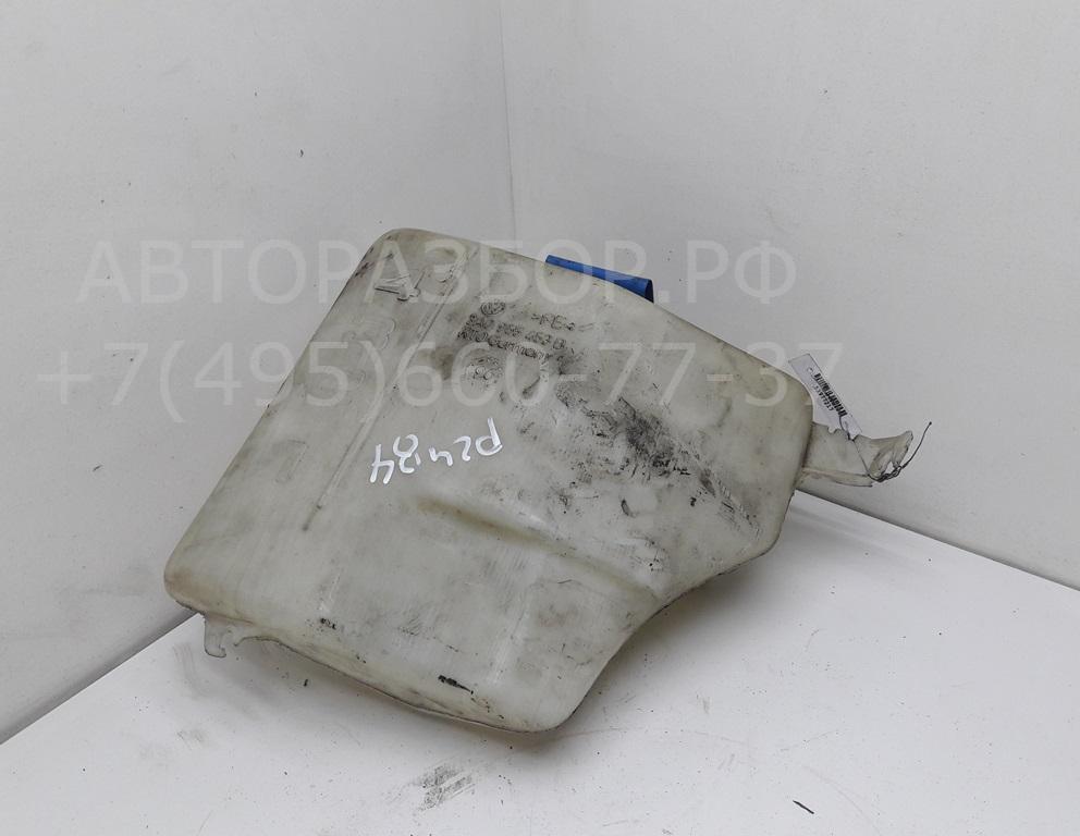 Бачок омывателя лобового стекла