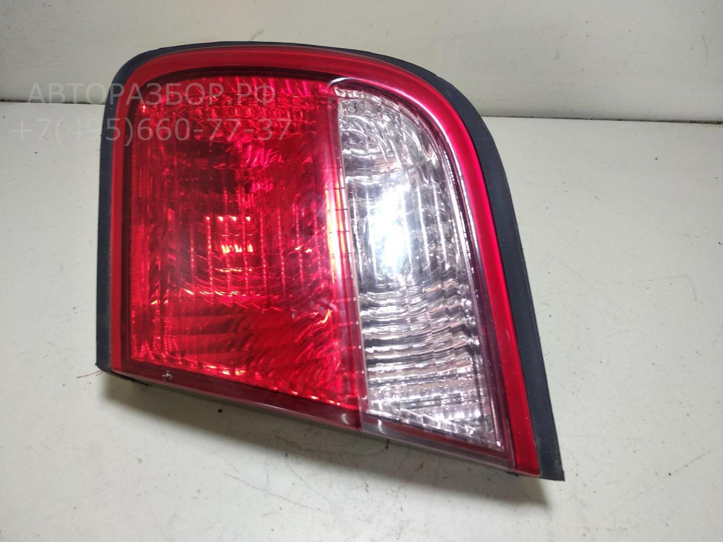 Фонарь задний внутренний правый