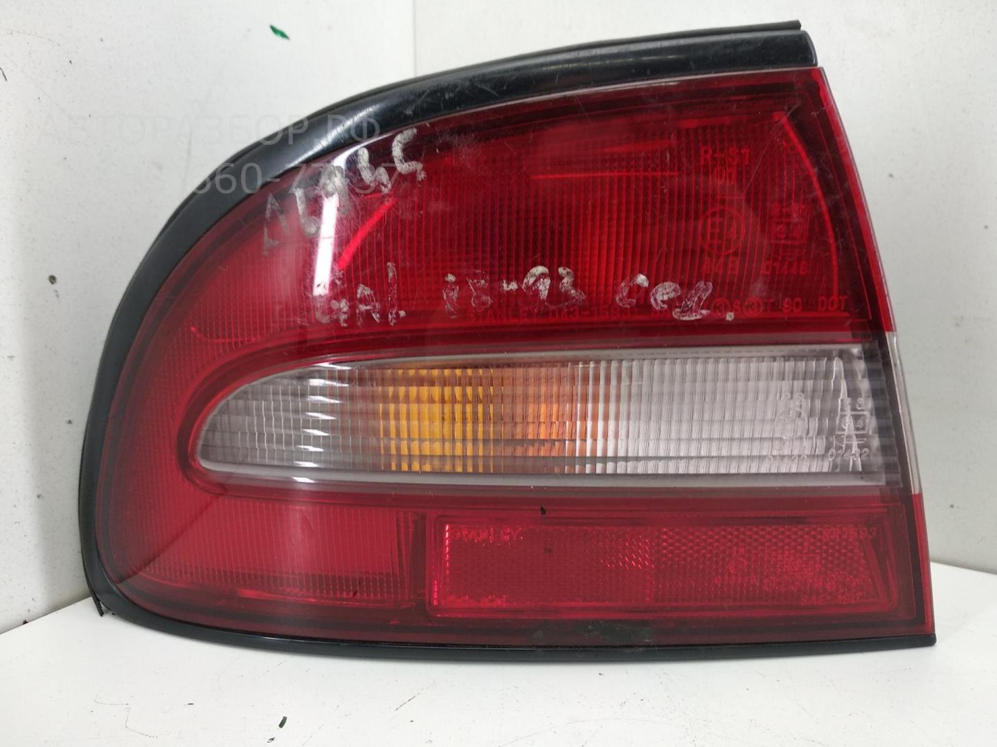 Фонарь задний левый