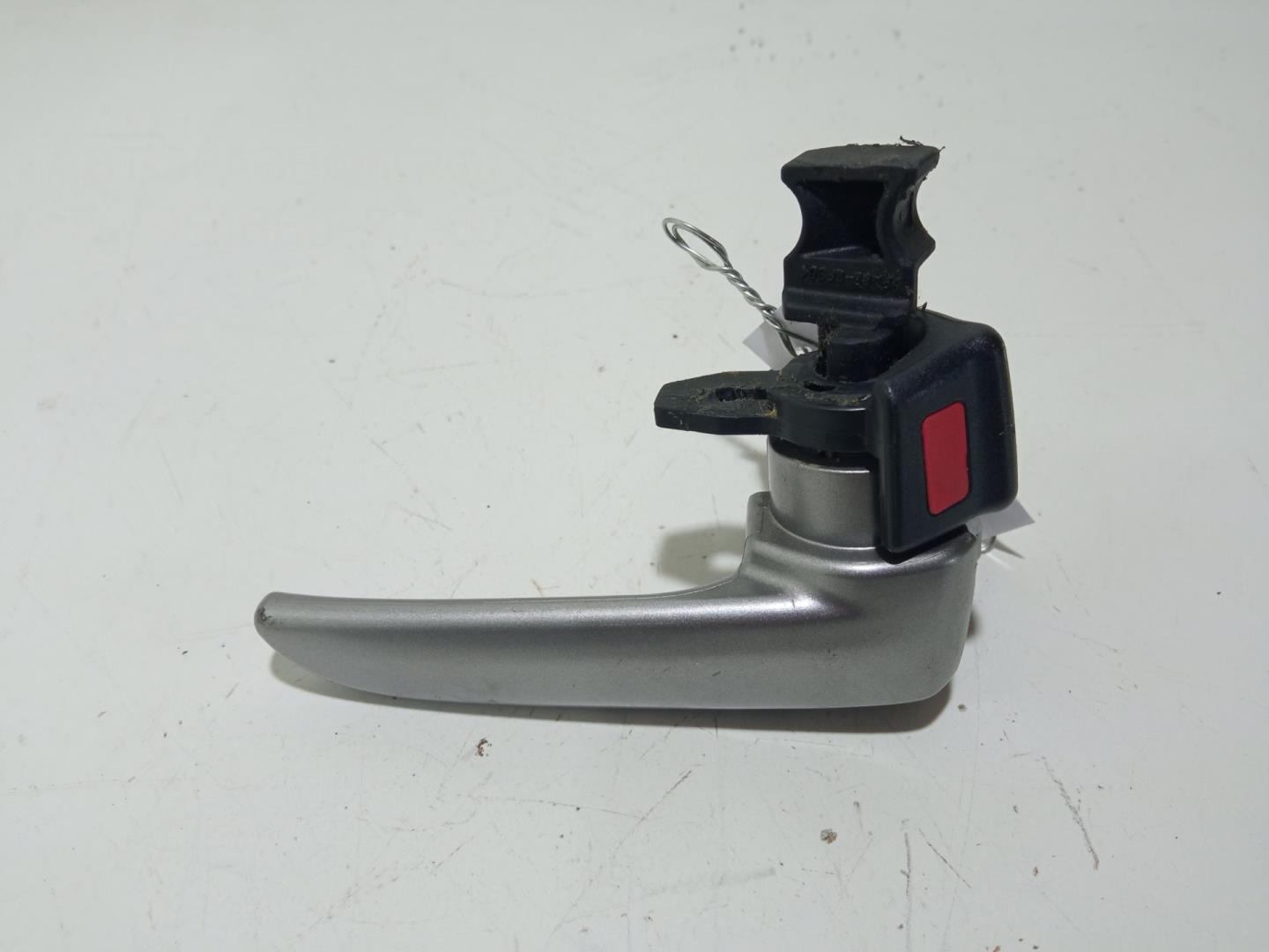 Ручка двери задней внутренняя правая