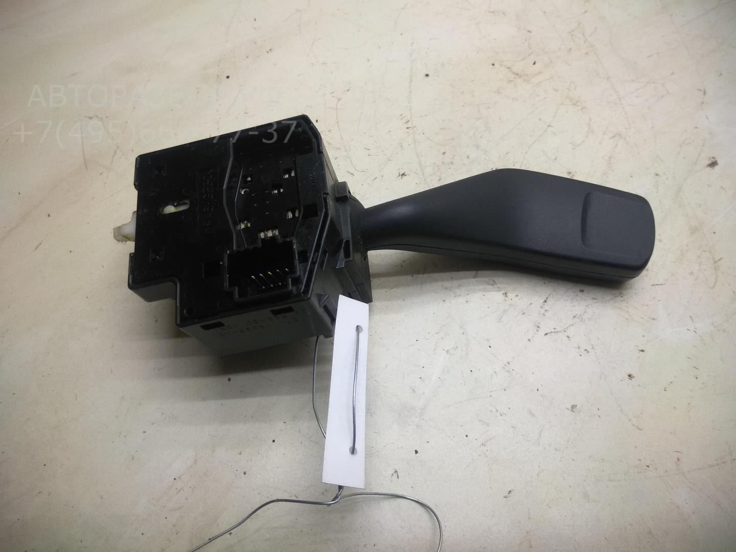 Переключатель поворотов подрулевой