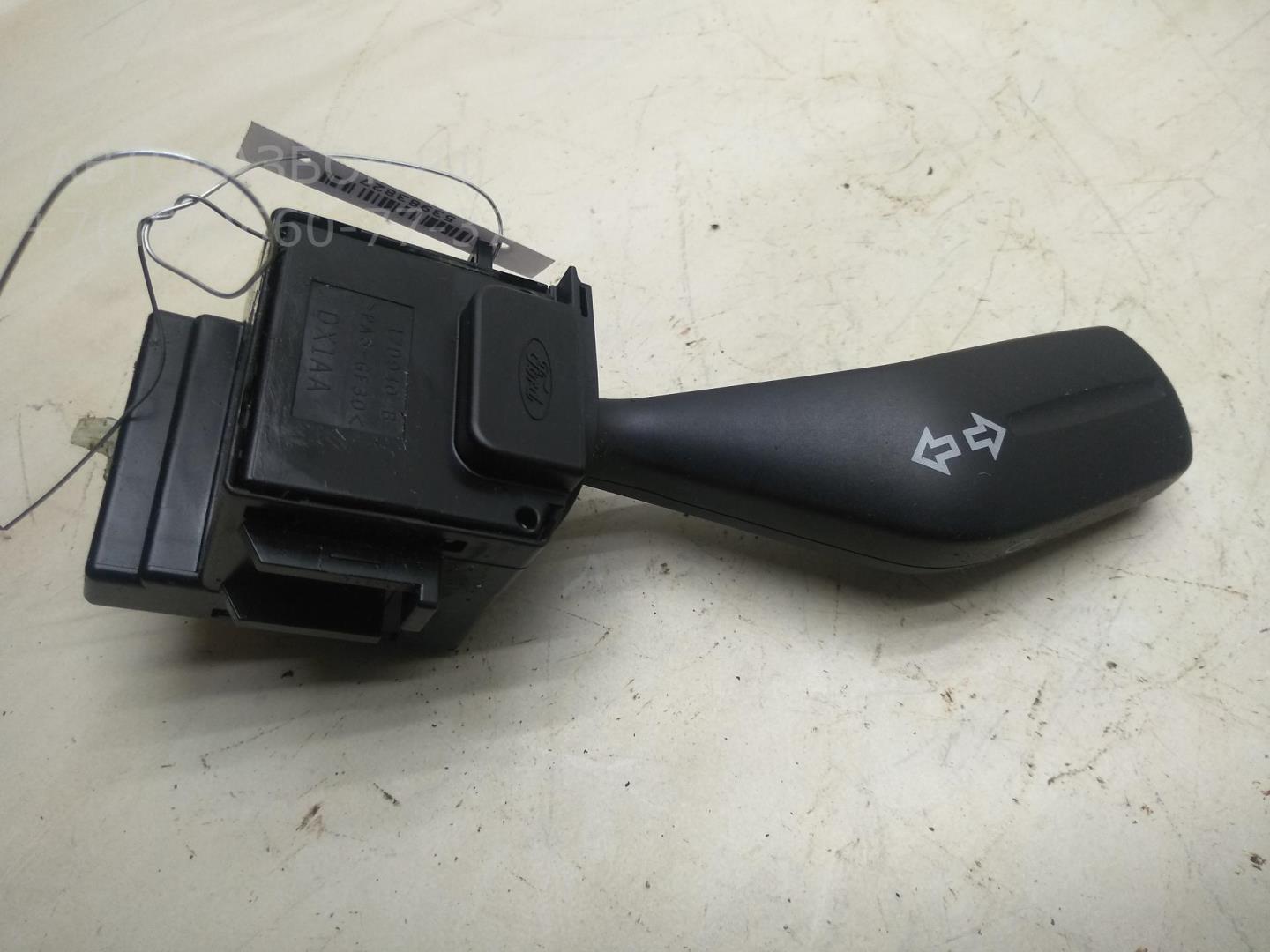 Переключатель поворотов подрулевой