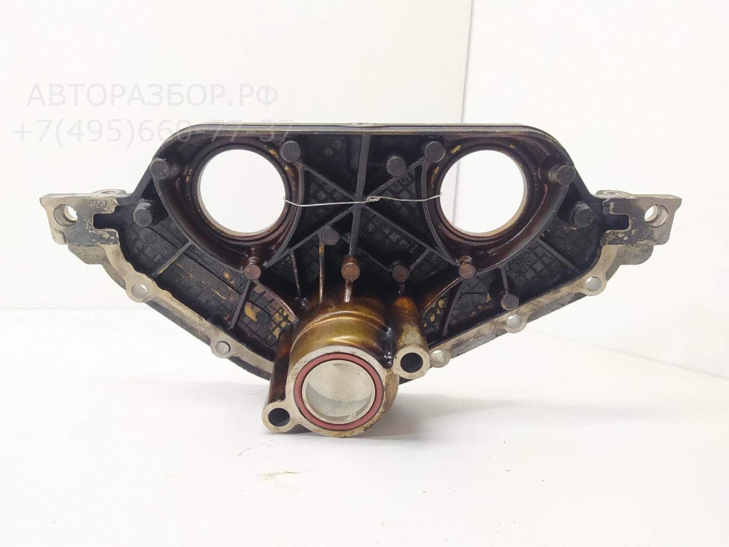 Крышка двигателя передняя