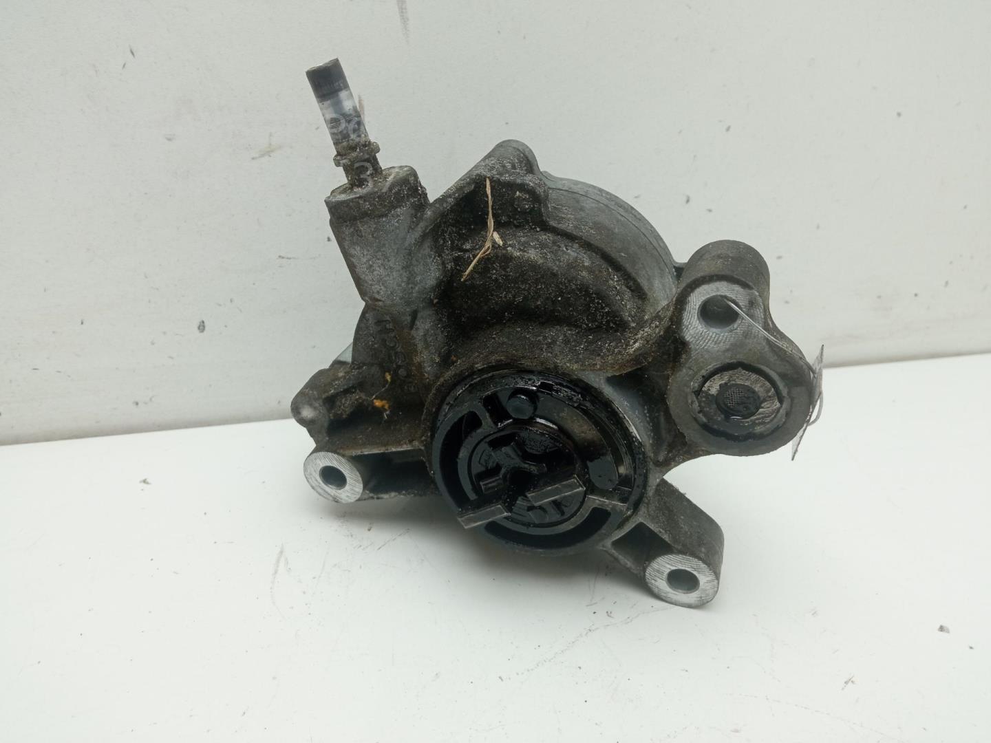 Насос вакуумный