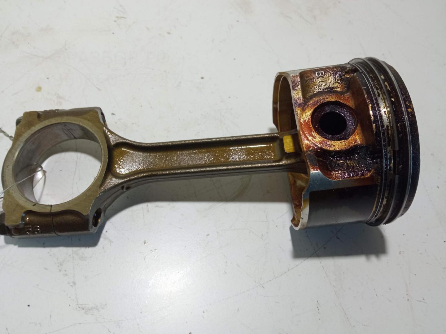 Поршень с шатуном