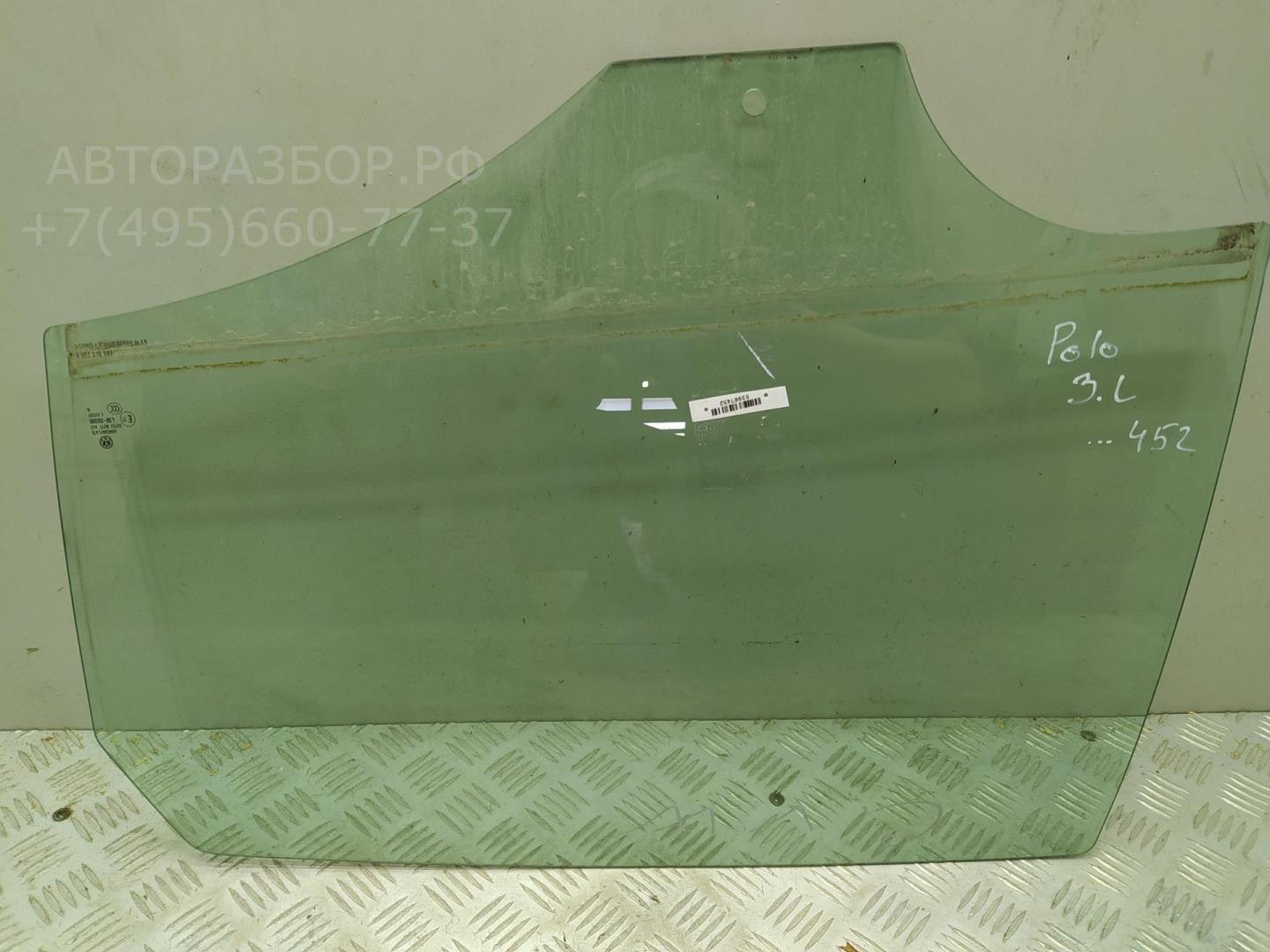 Стекло двери задней левой