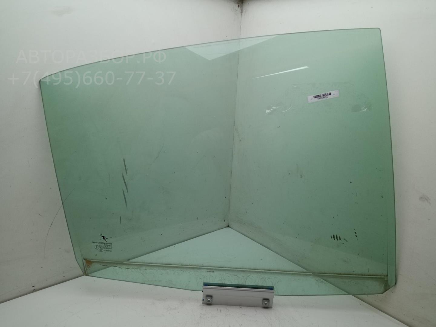 Стекло двери задней правой