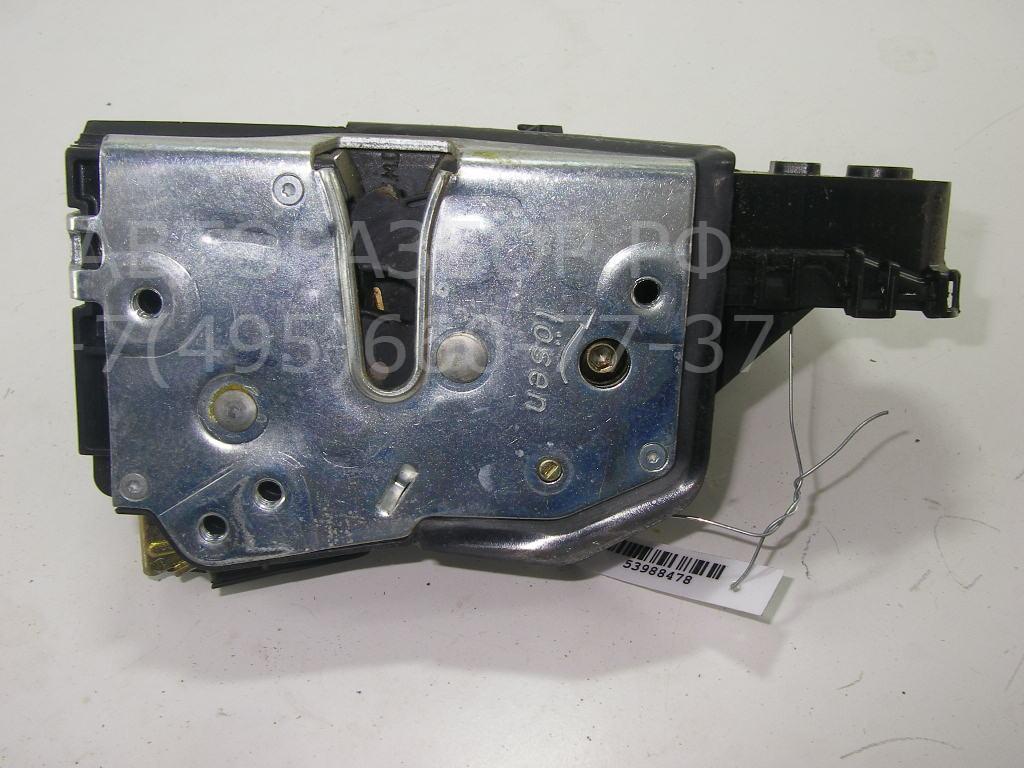 Замок двери передней правой