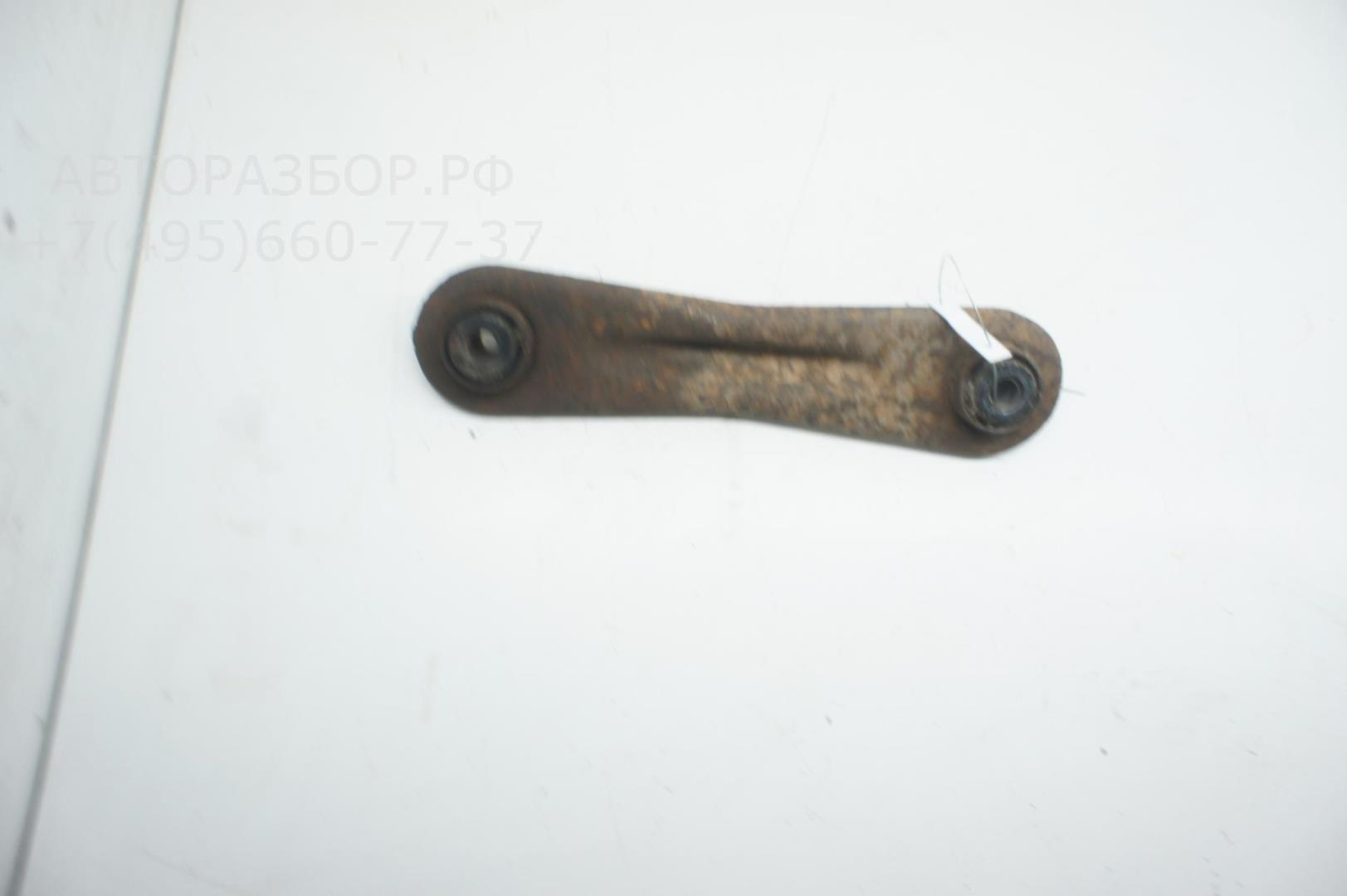 Рычаг задний правый