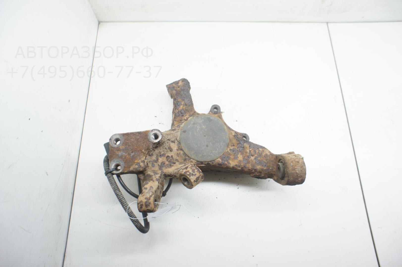 Кулак поворотный задний правый