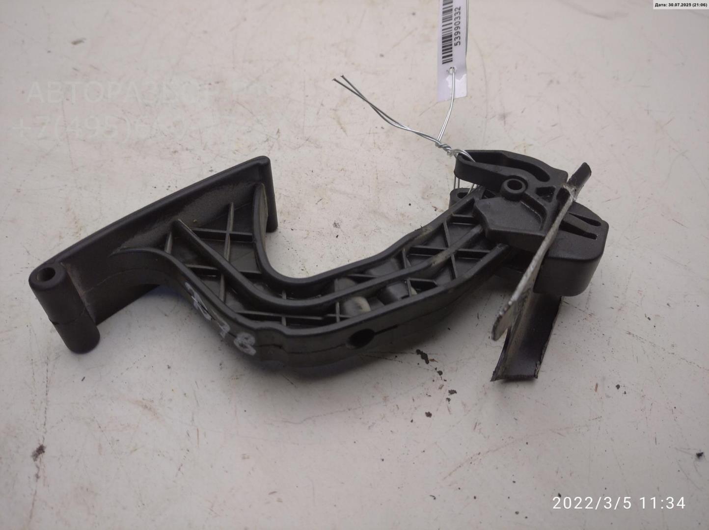 Ручка открывания капота