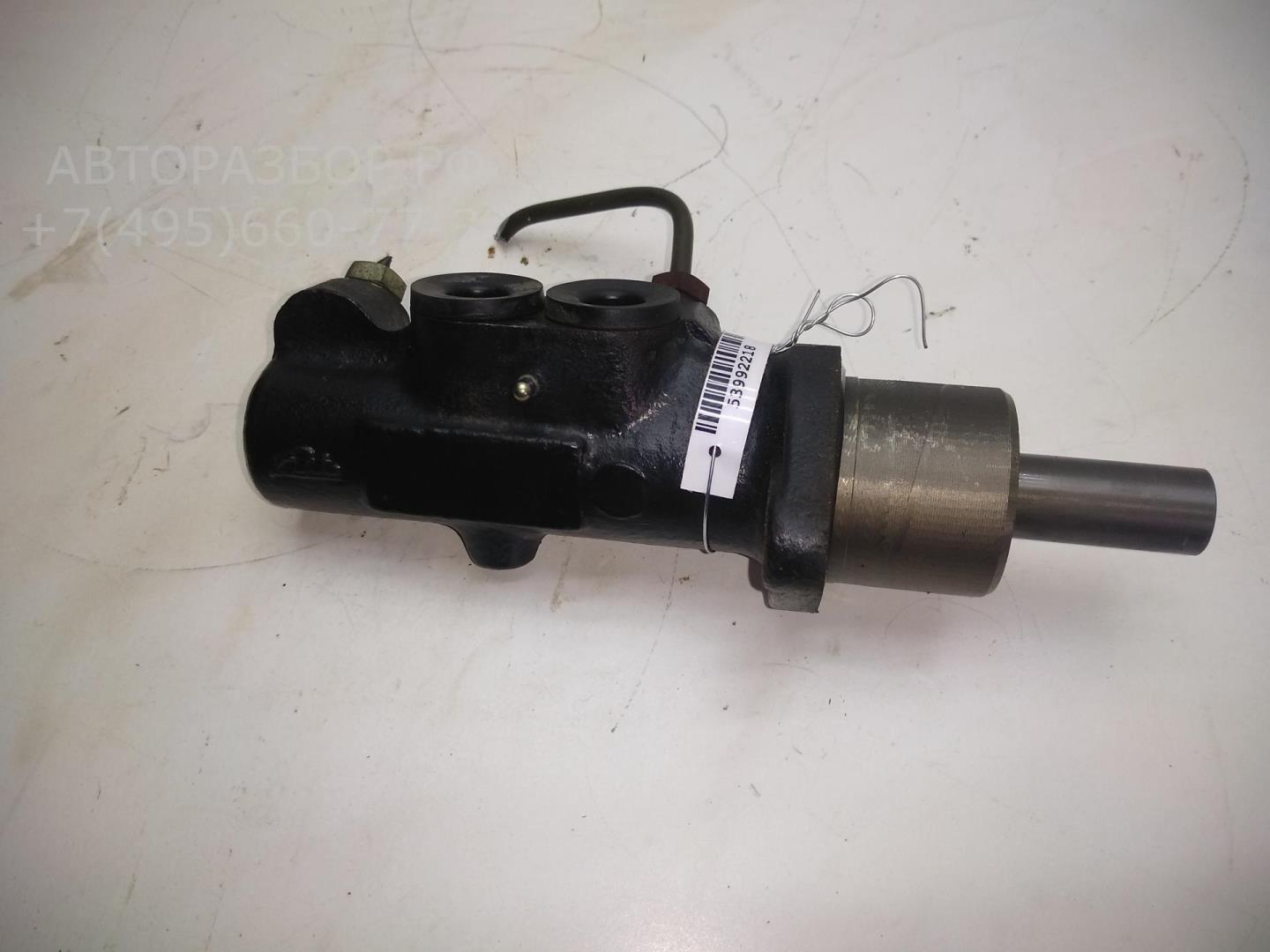 Цилиндр тормозной главный