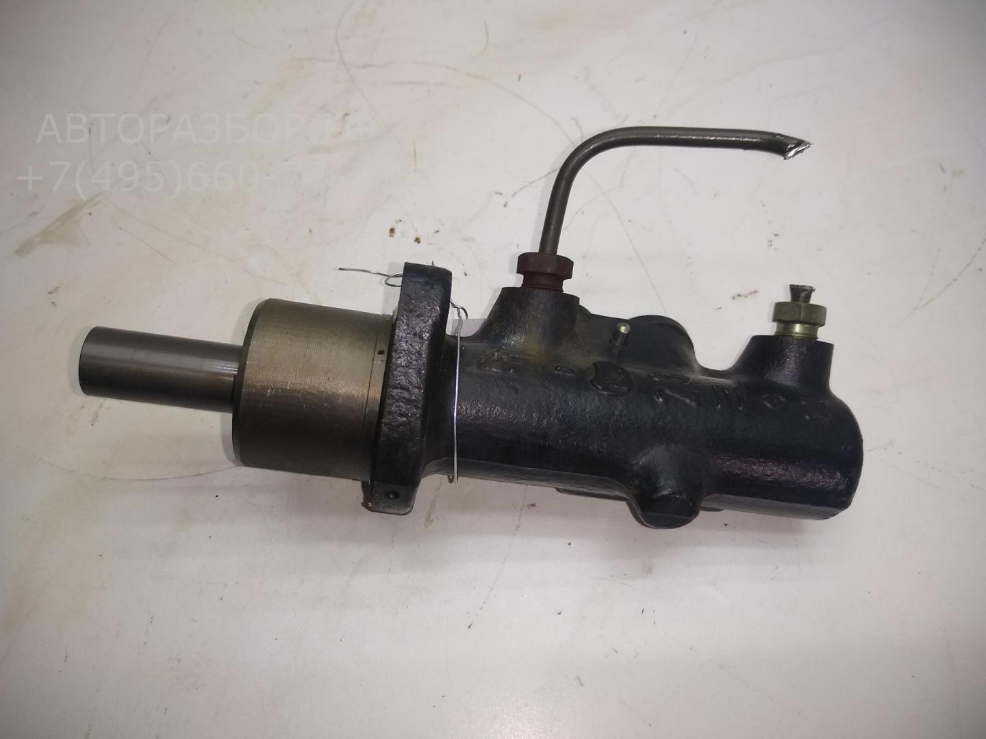 Цилиндр тормозной главный