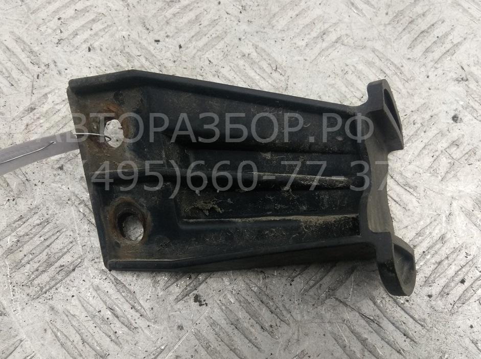 Кронштейн заднего бампера левый