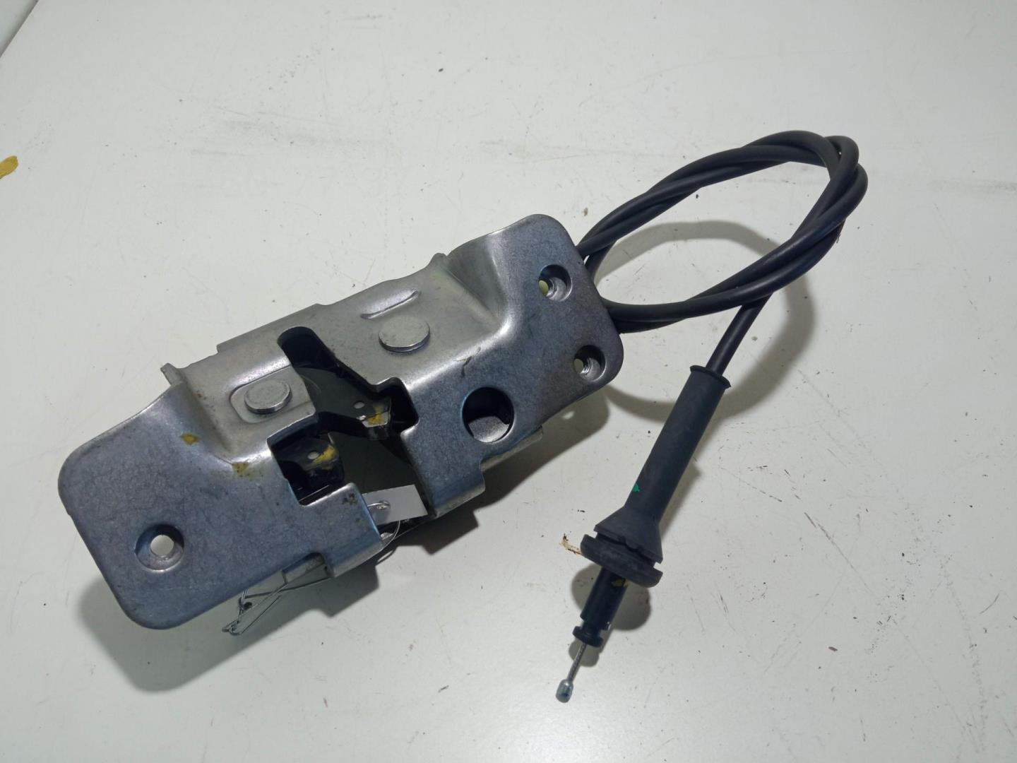 Замок двери задней правой