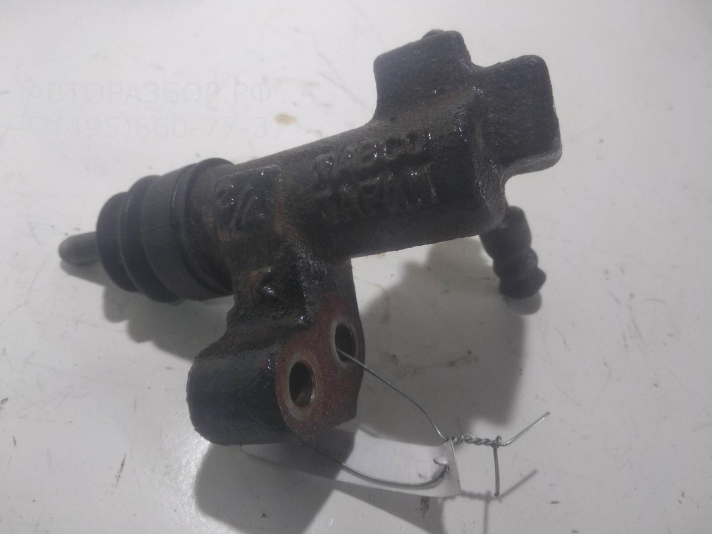 Цилиндр сцепления рабочий