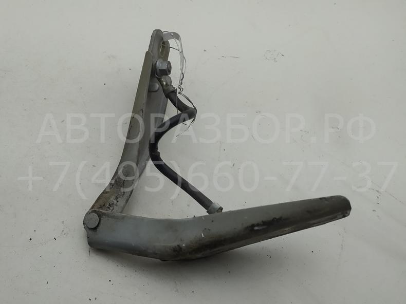 Петля капота правая