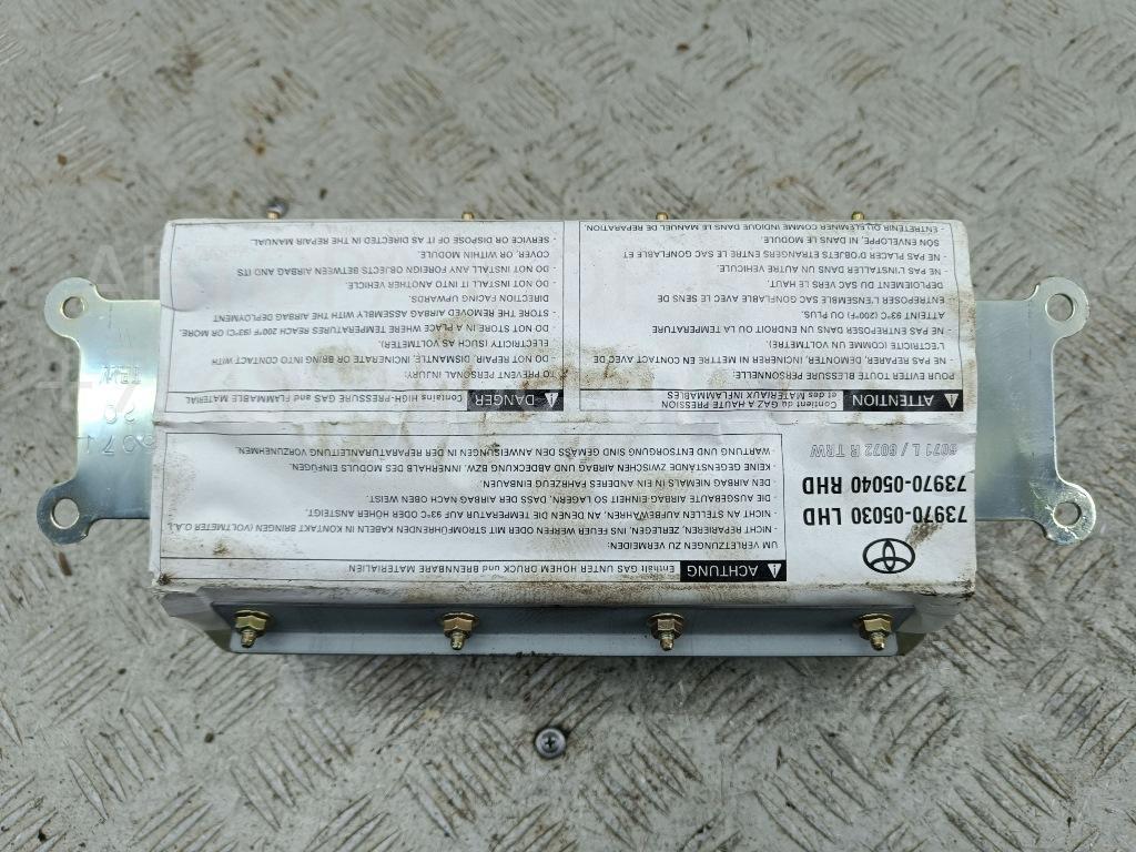 Подушка безопасности пассажирская (в торпедо)