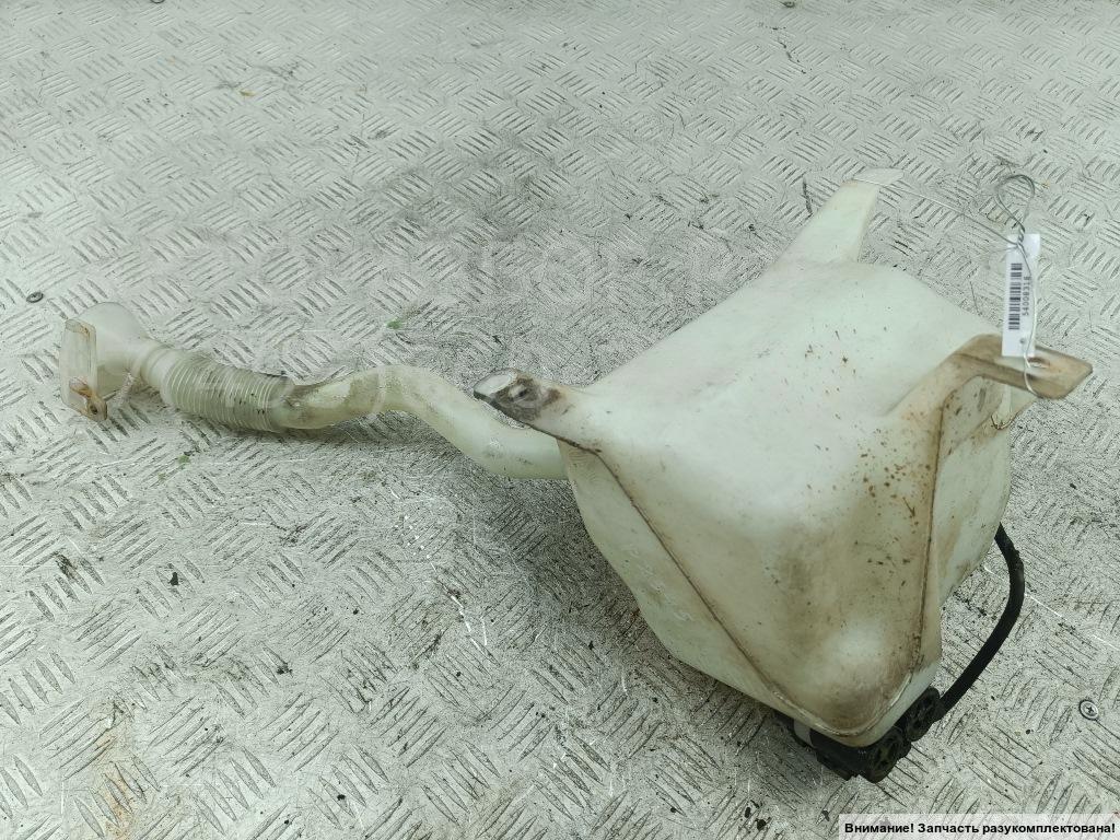 Бачок омывателя лобового стекла