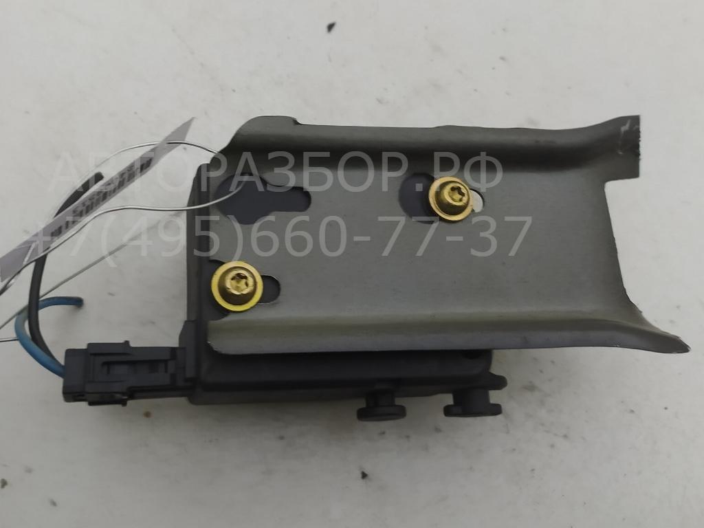 Активатор замка двери