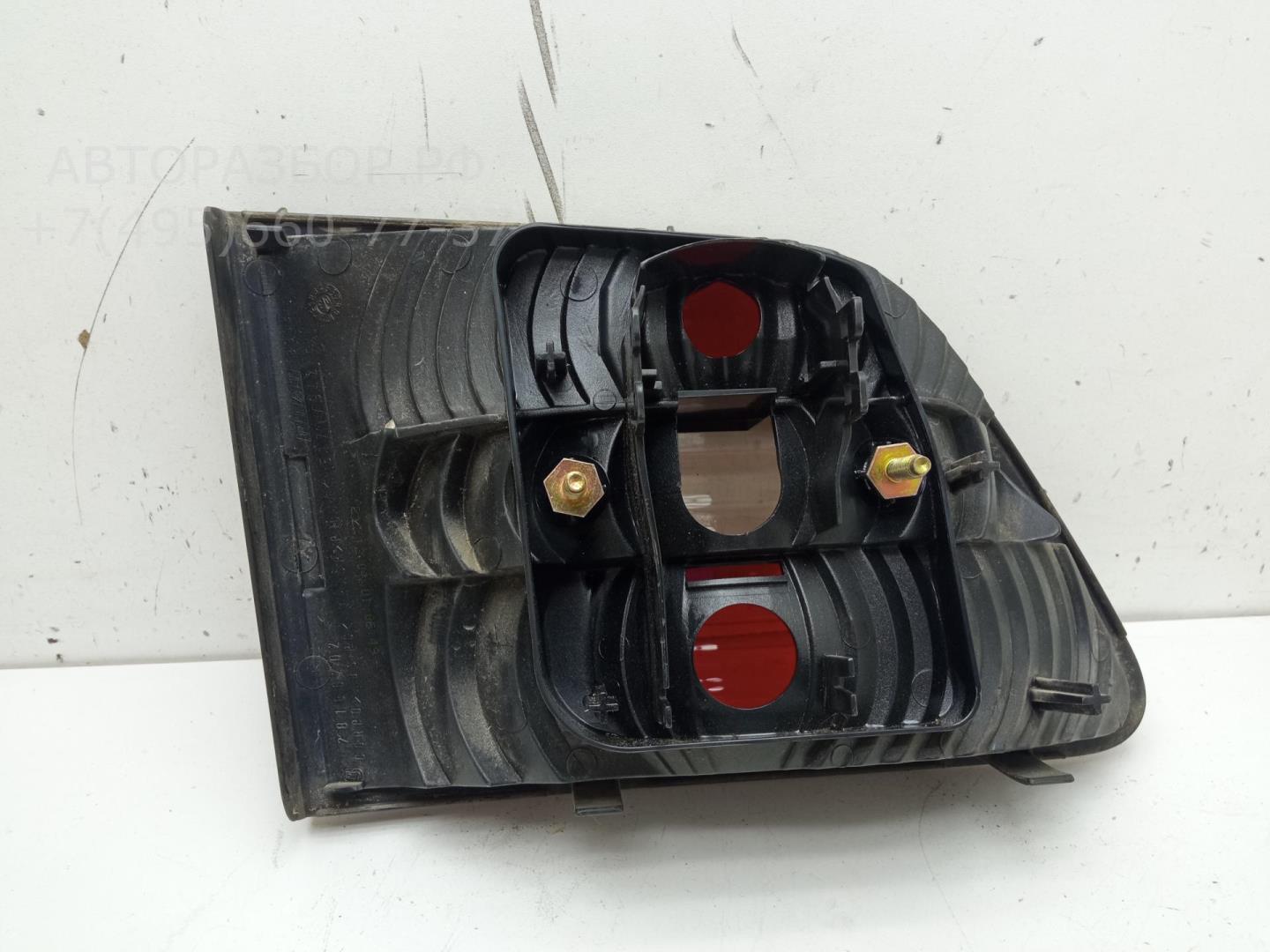 Фонарь задний внутренний правый