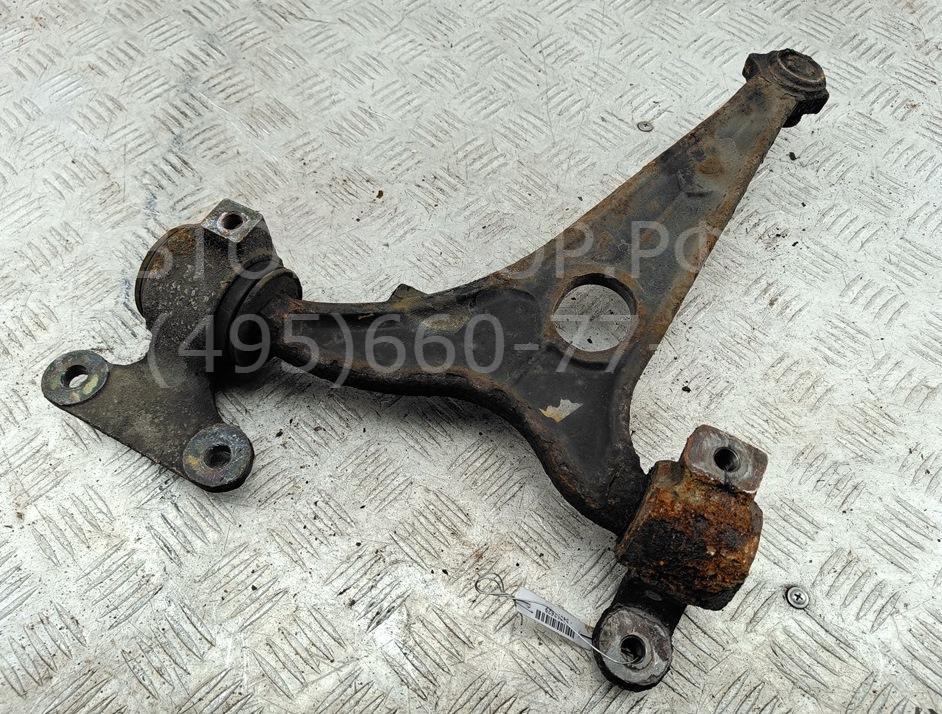 Рычаг передний правый