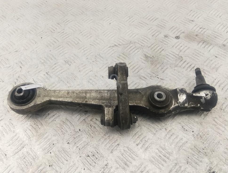 Рычаг передний правый