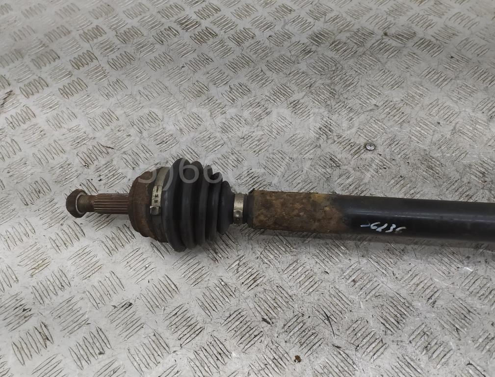 Полуось передняя правая