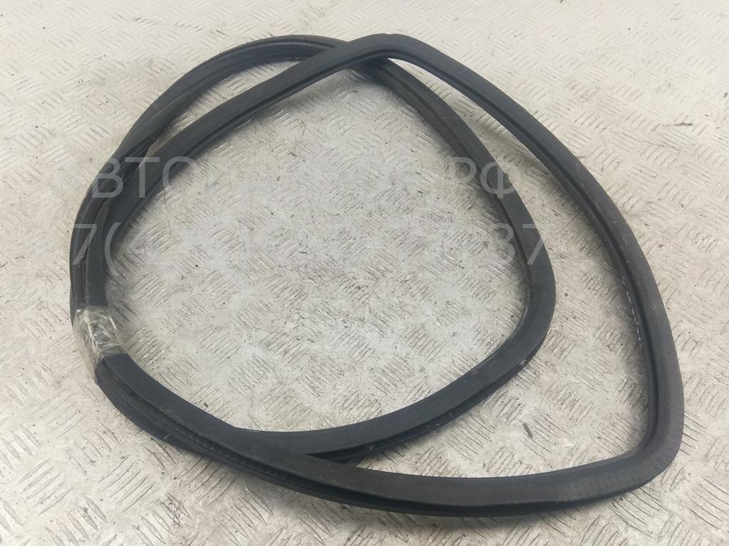 Уплотнитель двери