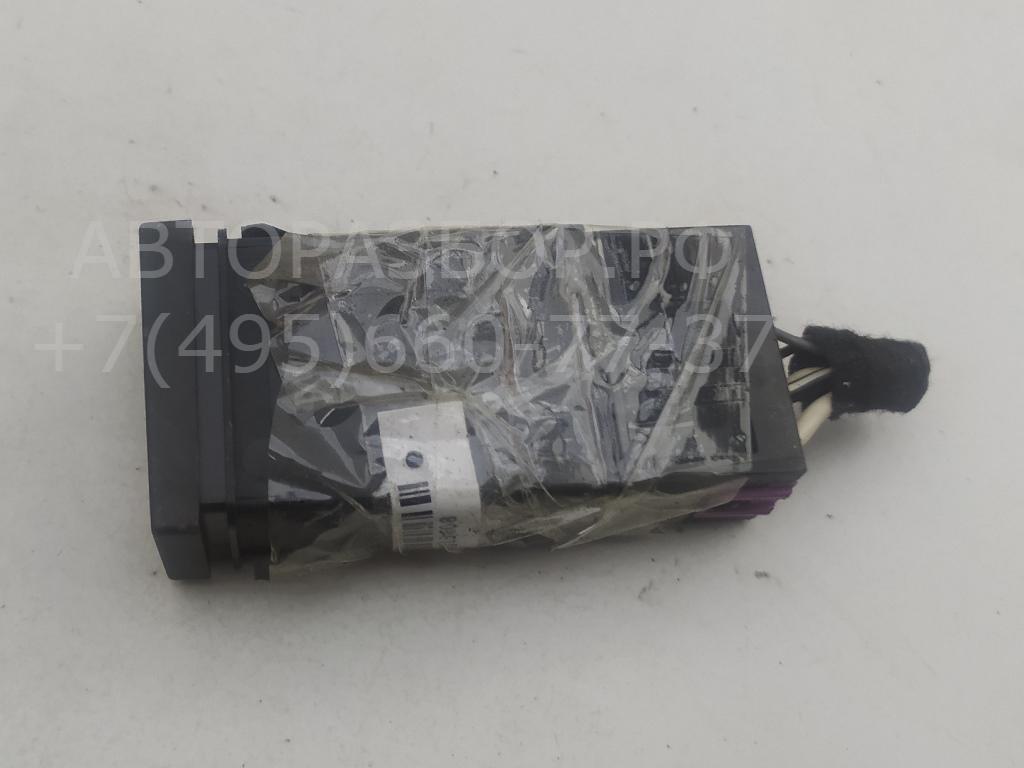 Кнопка обогрева заднего стекла