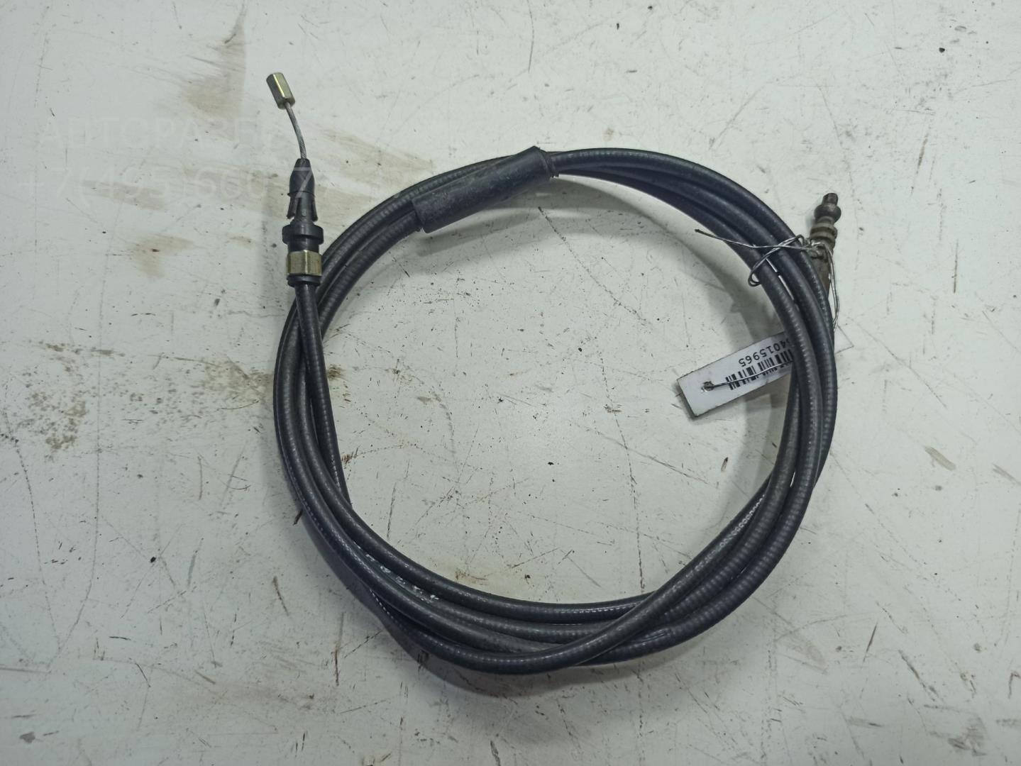 Трос открывания капота