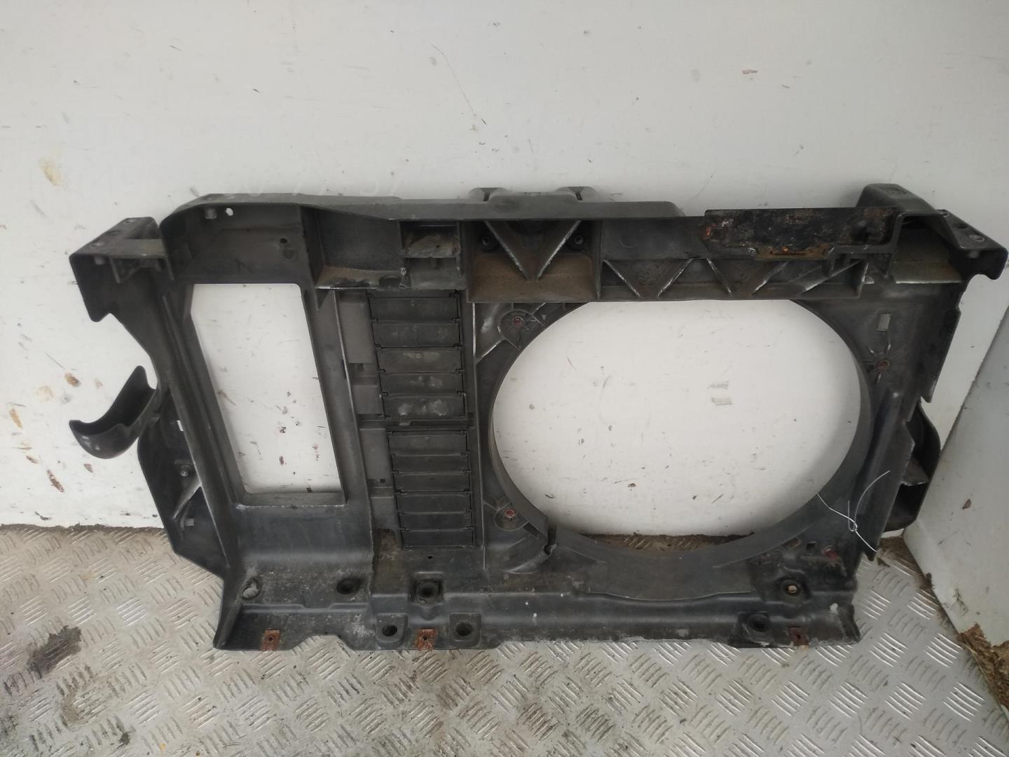 Диффузор вентилятора