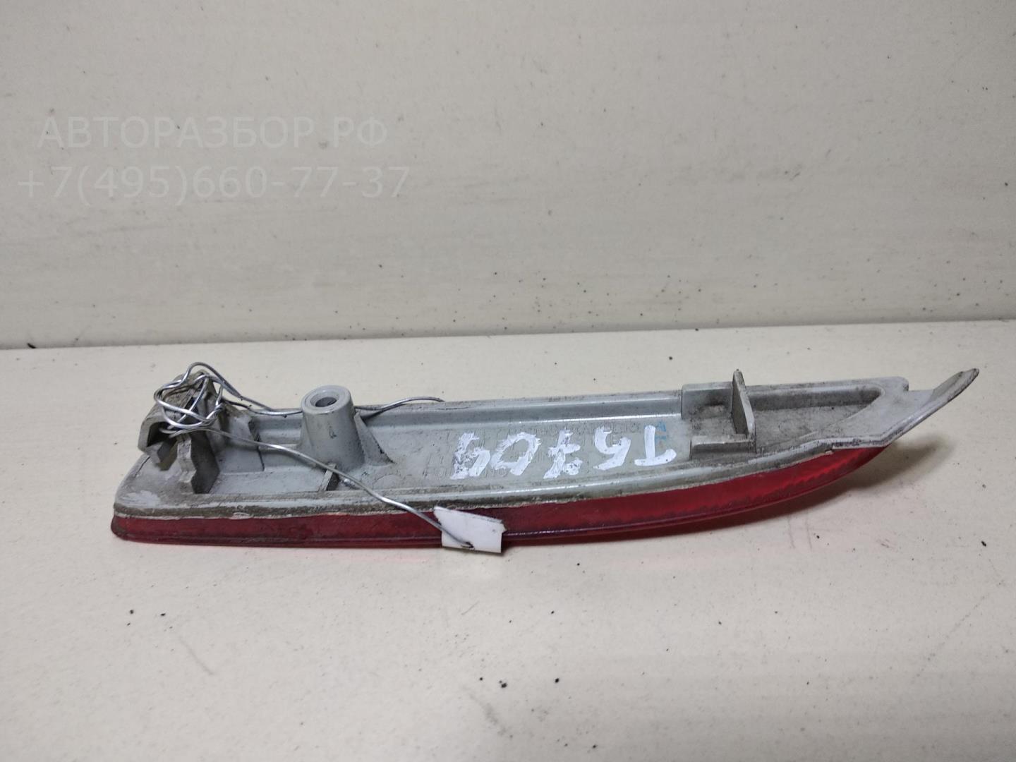 Отражатель в бампер задний левый