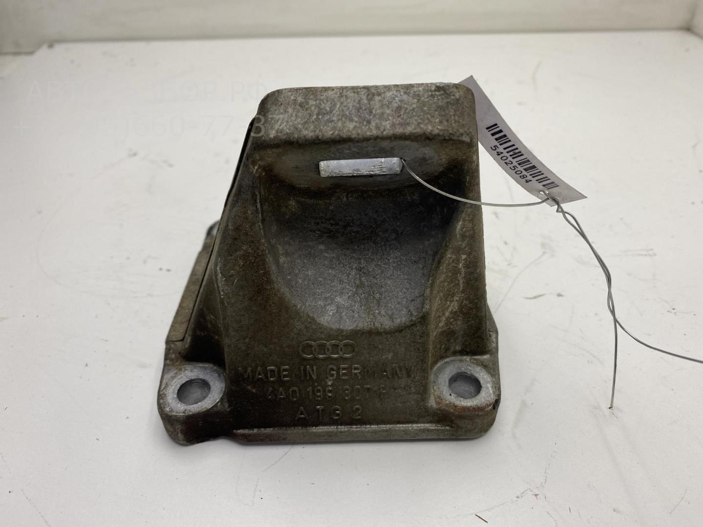 Кронштейн двигателя левый