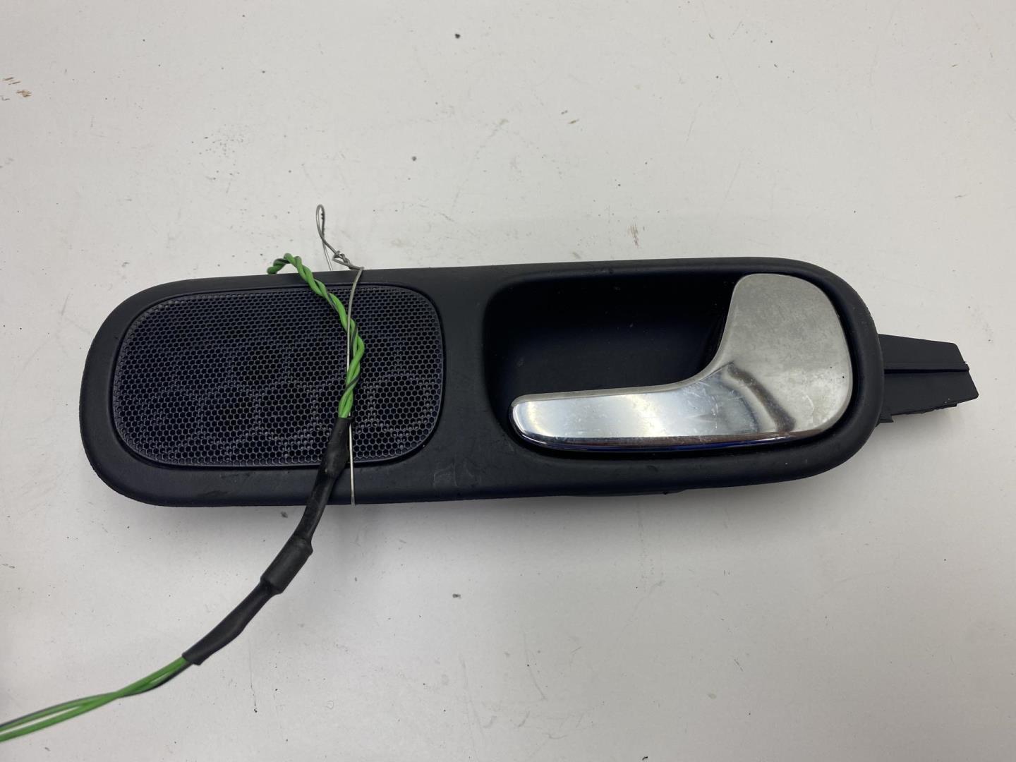 Ручка двери передней внутренняя правая