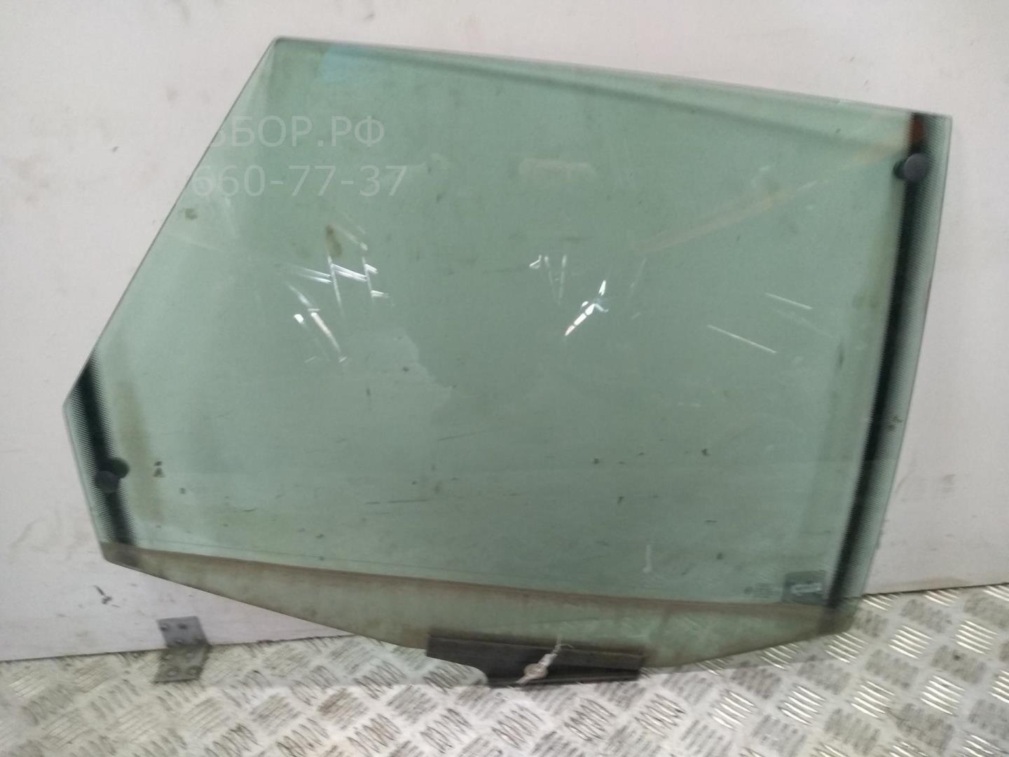 Стекло двери задней правой