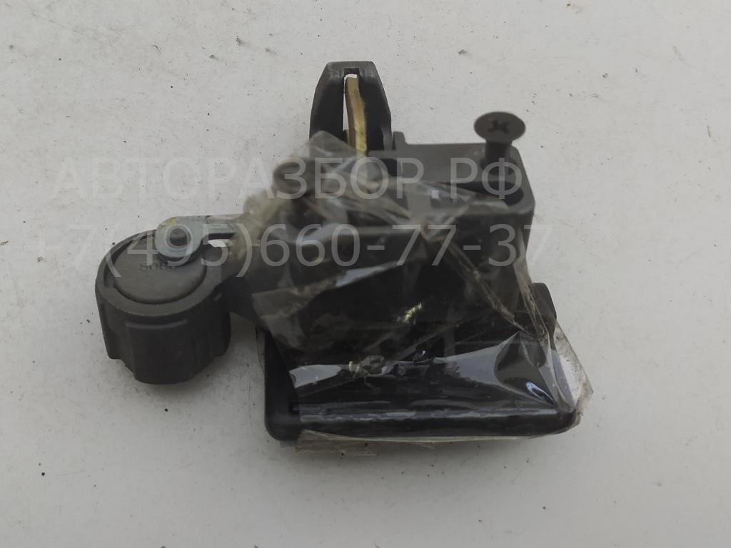 Замок бардачка