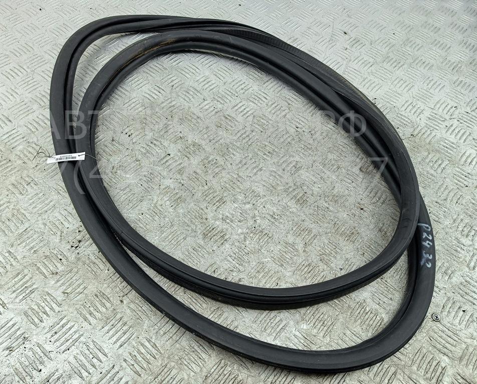 Уплотнитель багажника