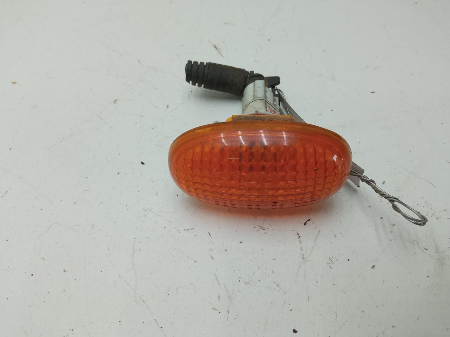 Указатель поворота левый