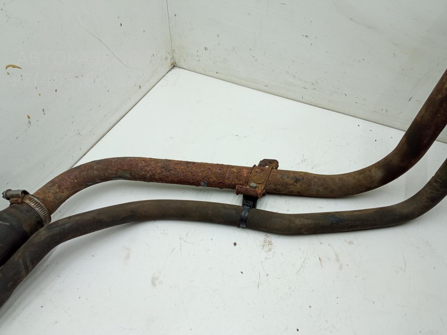 Горловина топливного бака